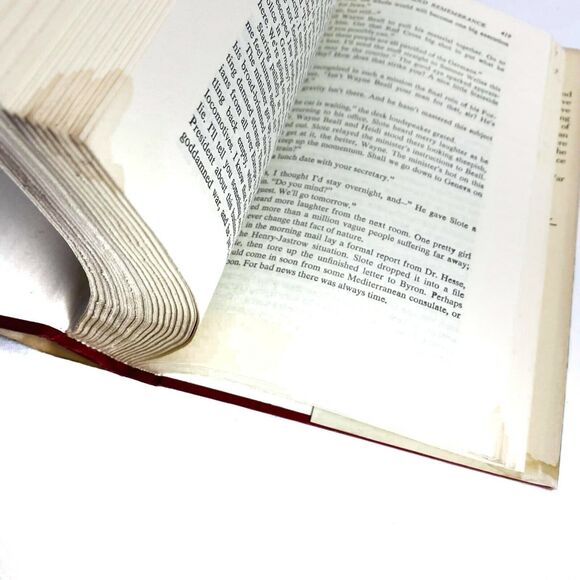 Herman Wouk  Vol 1 & 2 The War And Remembrance Book Club Edition Copyright 1978 - Picture 9 of 10